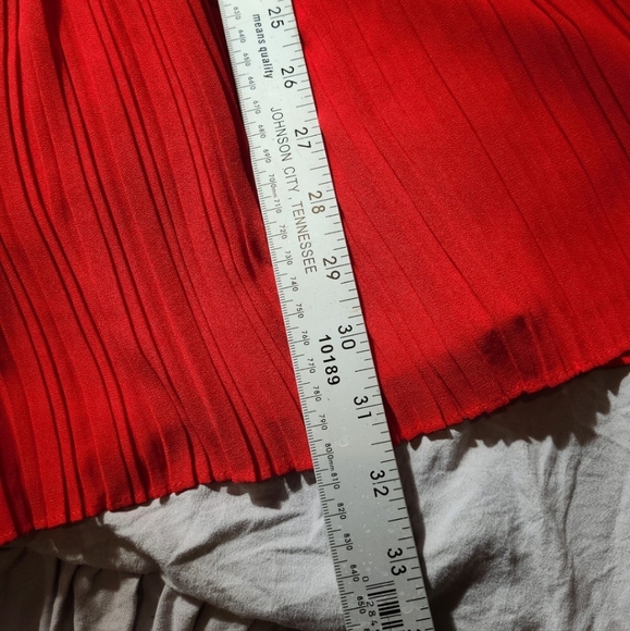 Naked Zebra Womens Size Med. RED Accordian  Pleat Mini Dress. - Picture 9 of 11